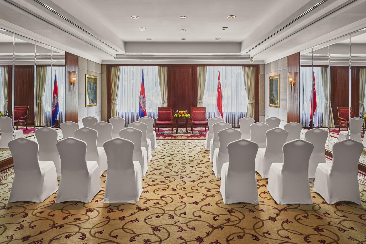 Intercontinental Phnom Penh Hotel Luaran gambar